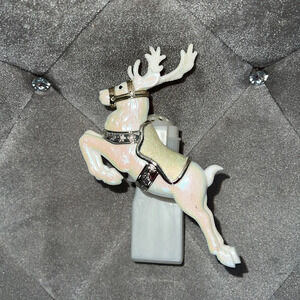 Bath & body works plug in  scent reindeer winter iridescent white sparkly deer